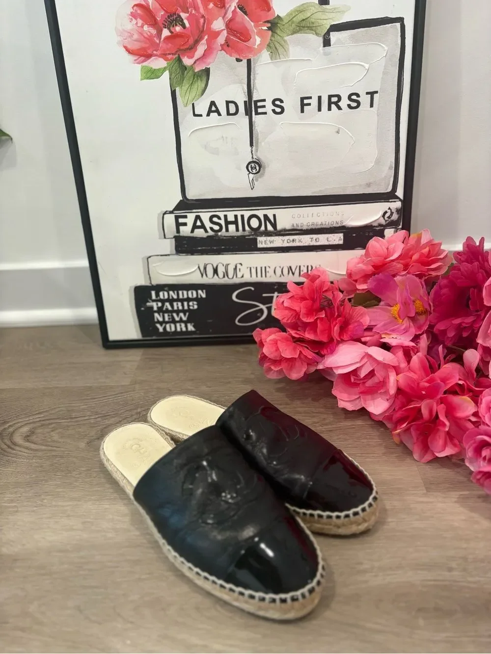 CHANEL Black Leather & Patent Espadrille Mule slide on
